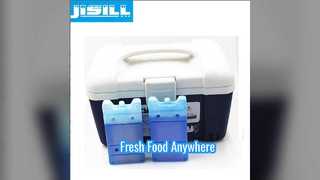 L'impacco di ghiaccio in gel riutilizzabile mantiene il cibo fresco